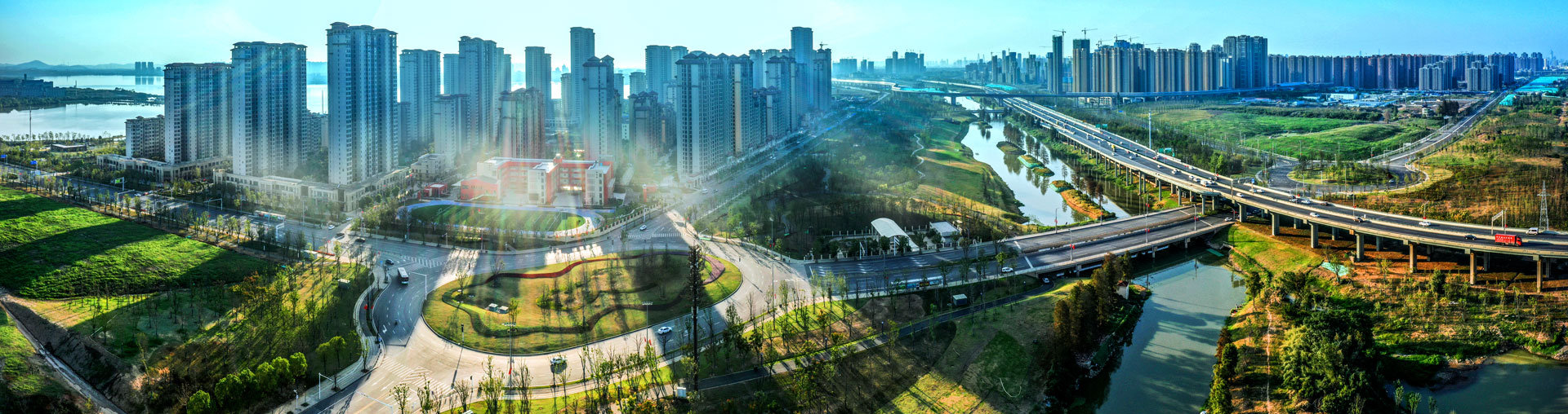 中國校園服飾產(chǎn)業(yè)基地